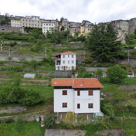 Vila Casa Vacanze Da Oscar Triora Exteriér fotografie